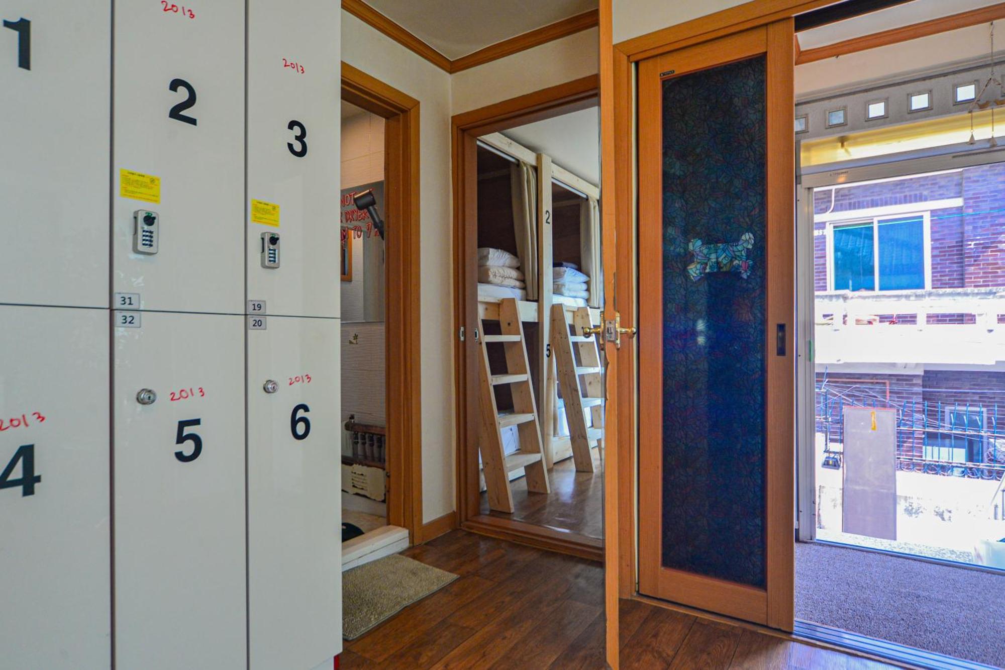 Helloworld Guesthouse Seoul Ngoại thất bức ảnh
