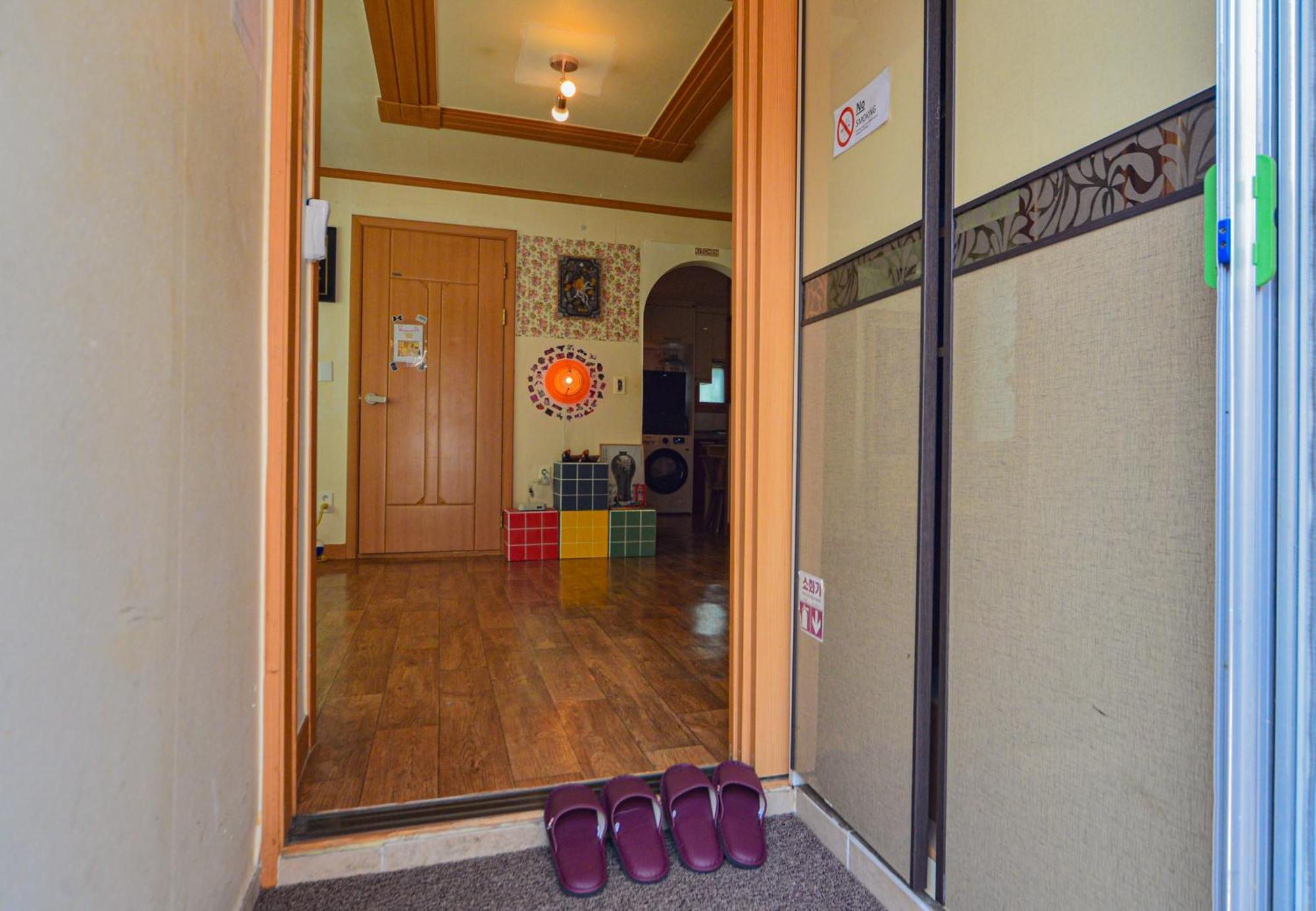Helloworld Guesthouse Seoul Ngoại thất bức ảnh